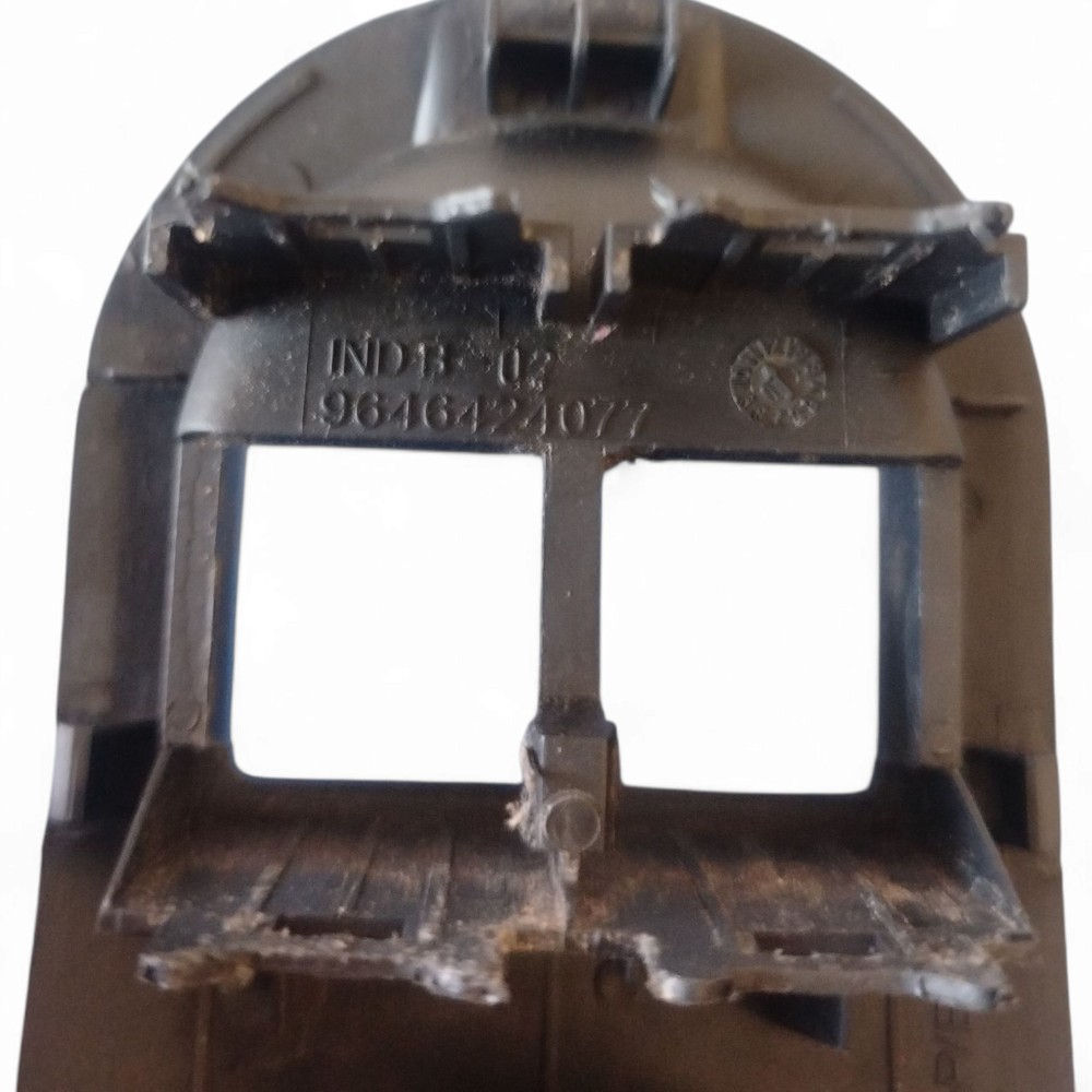 Moldura Botão Comando Vidro Elétrico Citroen C3 2003 A 2012 7