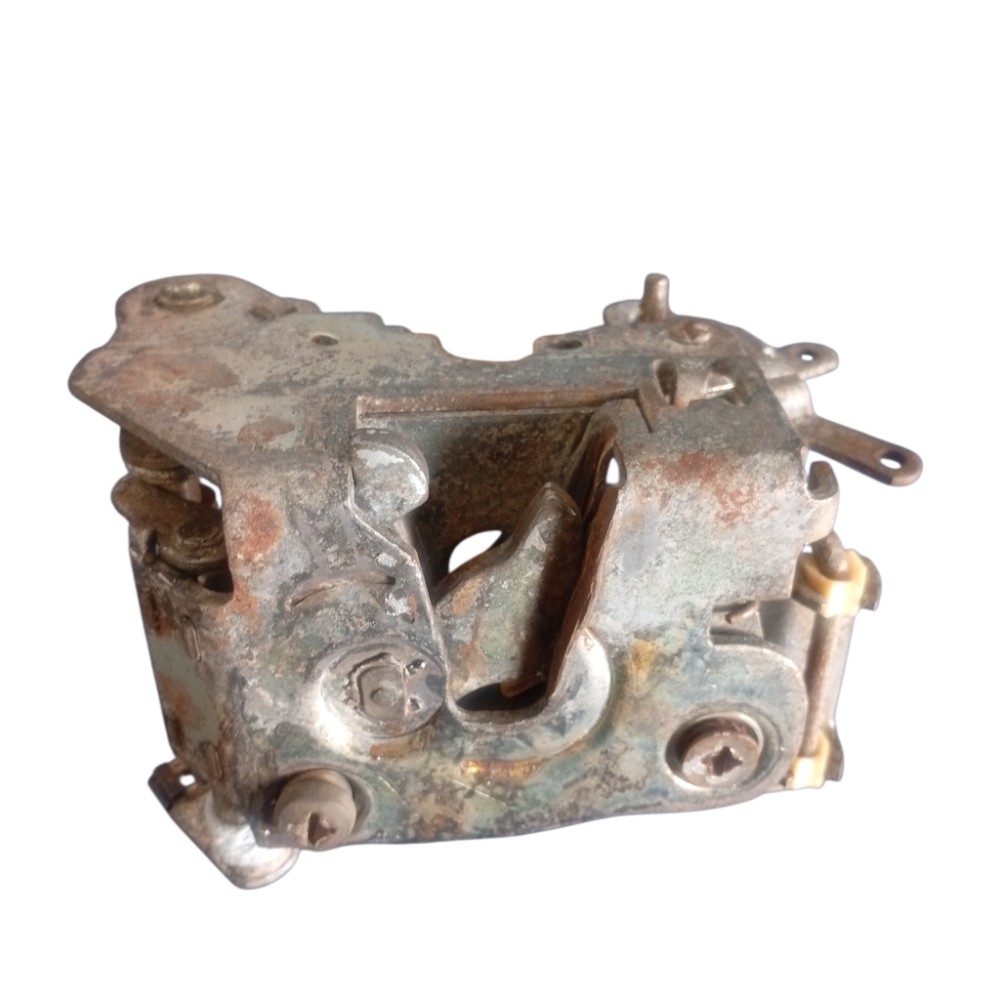 Fechadura Porta Dianteira Direita Gm Chevette 1983 A 1994