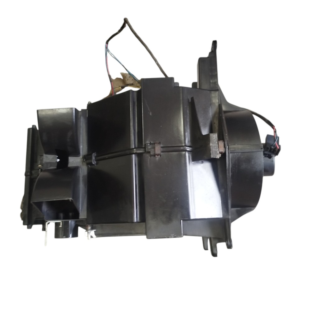 Caixa evaporadora ar quente e frio Fiat Uno Original sem ar condicionado 3