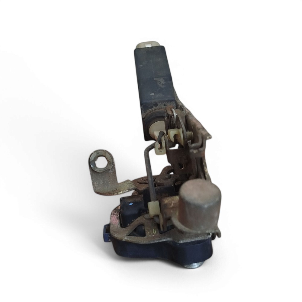 Fechadura Traseira Esquerda Corsa Classic 2000 A 2010