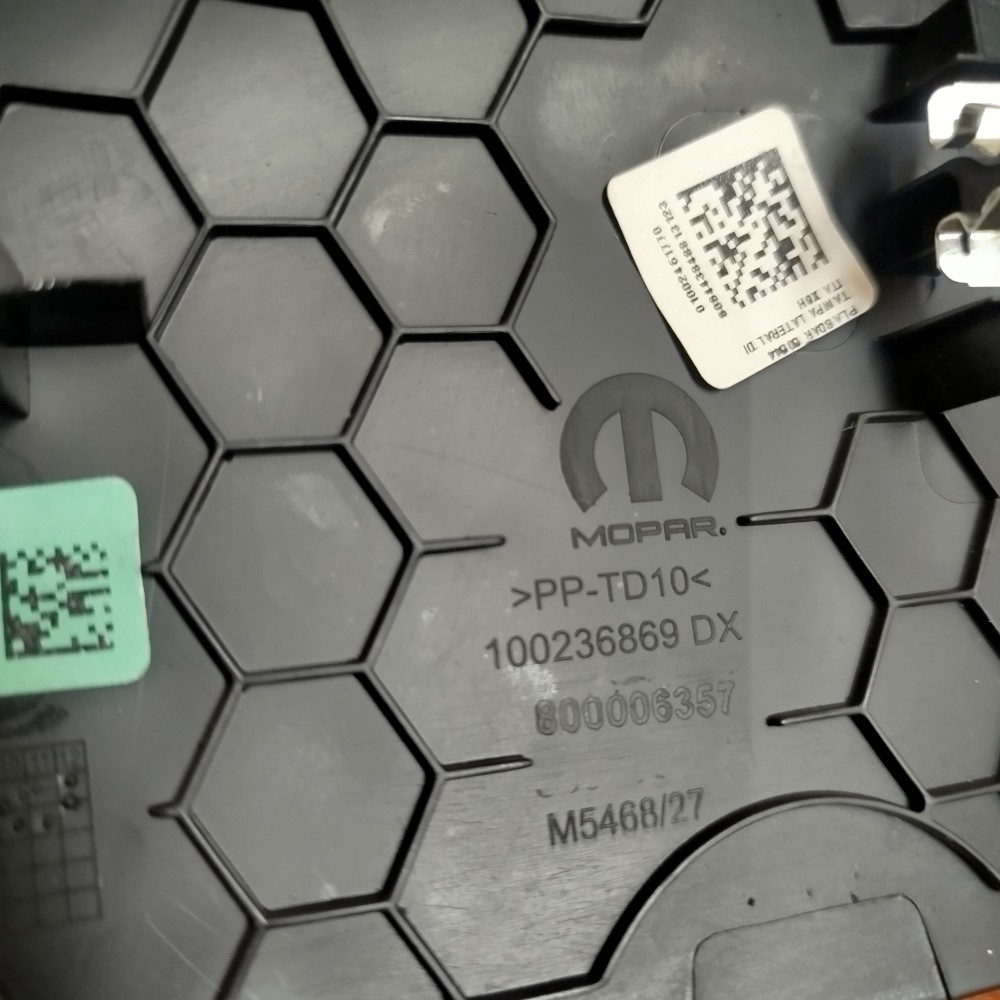 Moldura Lateral Direita Painel Fiat Argo 2018 2025 Original 7
