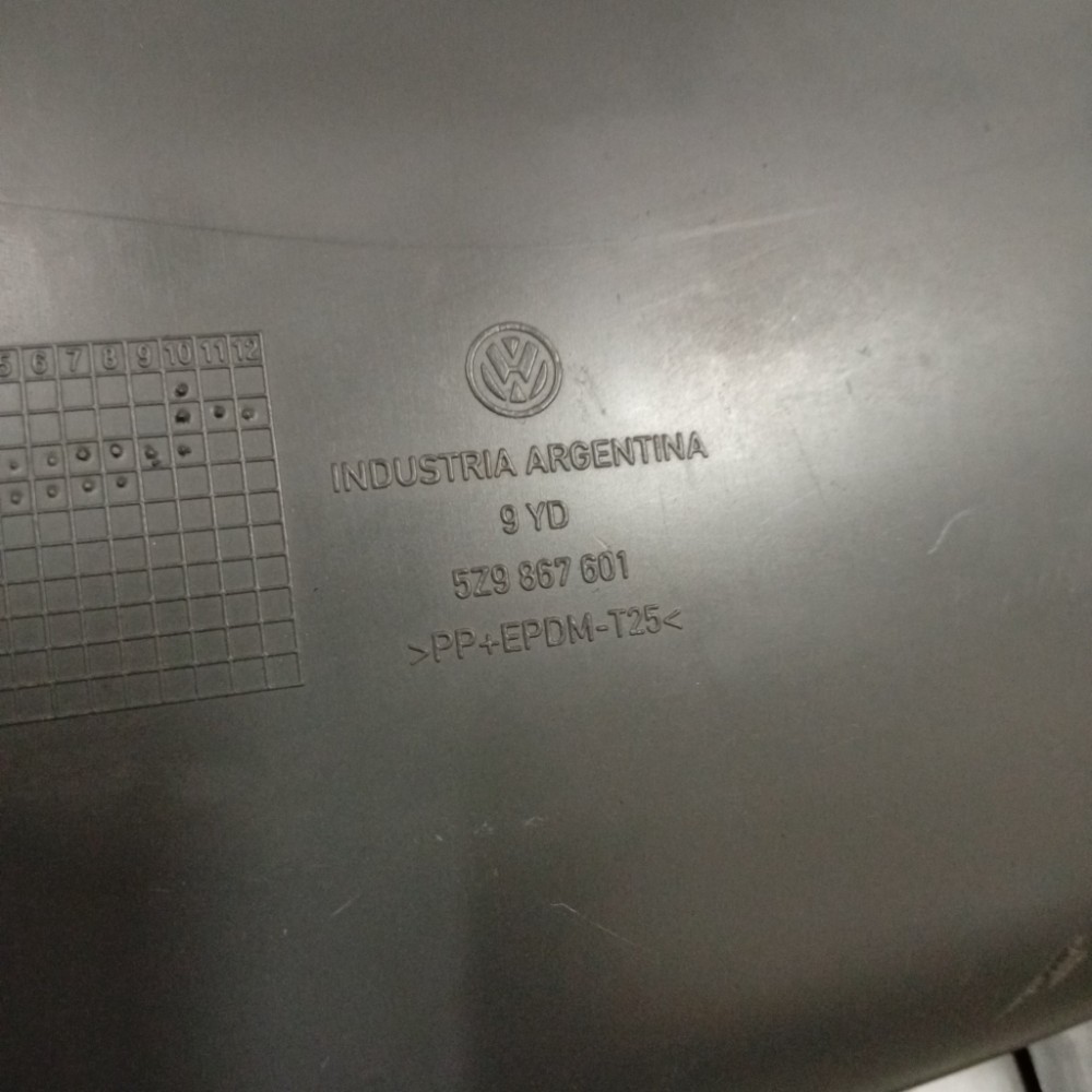 Moldura Tampa Porta Malas Vw Fox Spacefox 2015 A 2020 7
