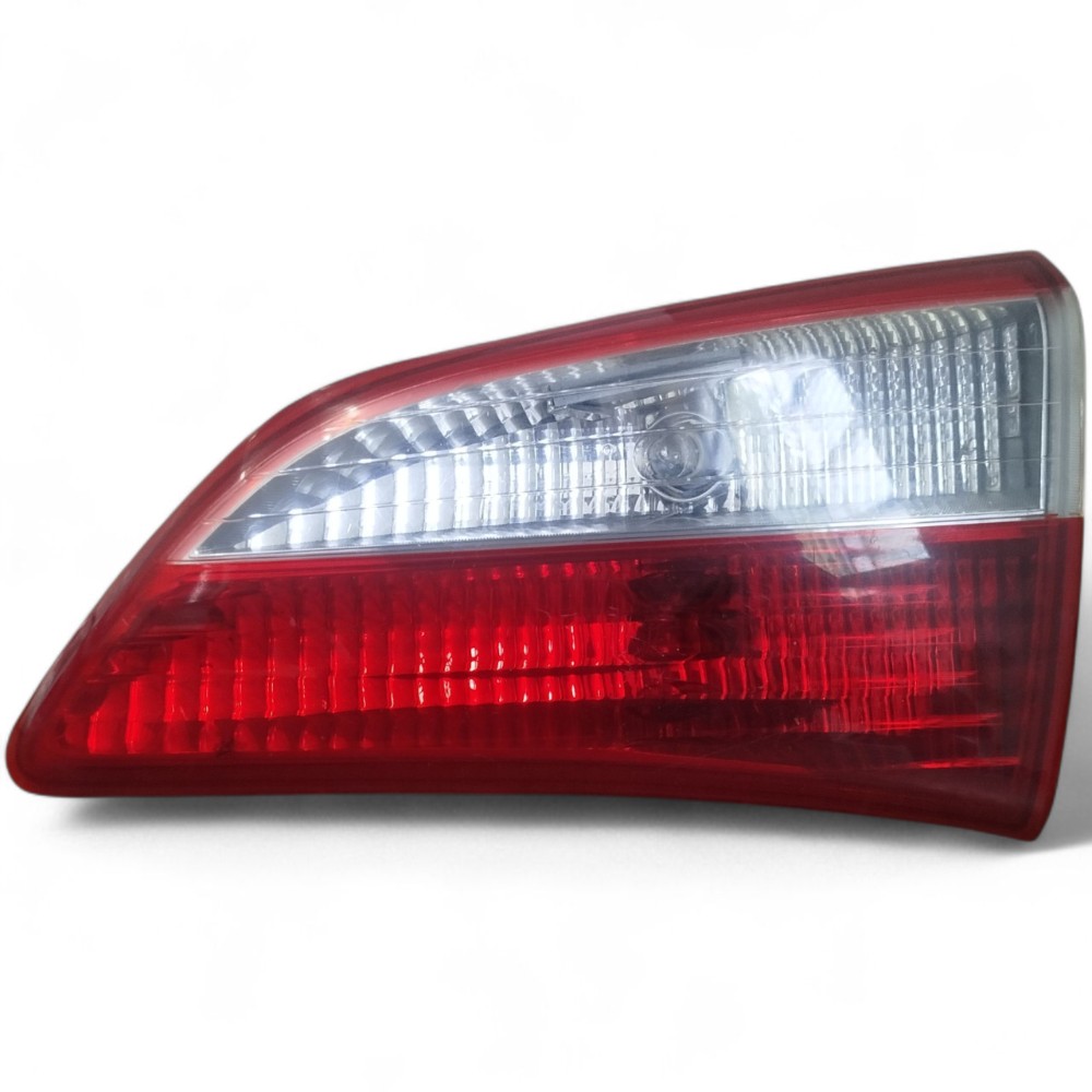 Lanterna Direito Tampa Traseiro Hyundai Hb20 2012 A 2019 Direito/passageiro Vermelho E Transparente