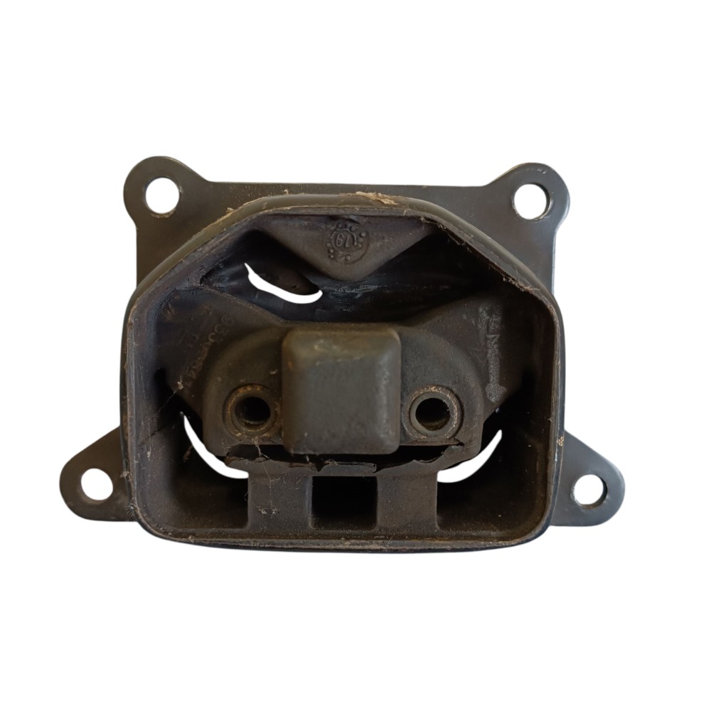 Coxim calço dianteiro motor lado direito corsa classic 2004 4