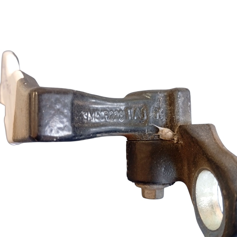 Dobradiça Porta Dianteira Esquerda Ford Focus 2009 A 2013 6