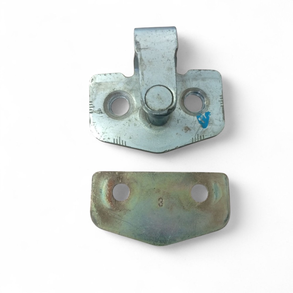 Batente Fechadura Traseira Esquerda Gm Meriva 2008