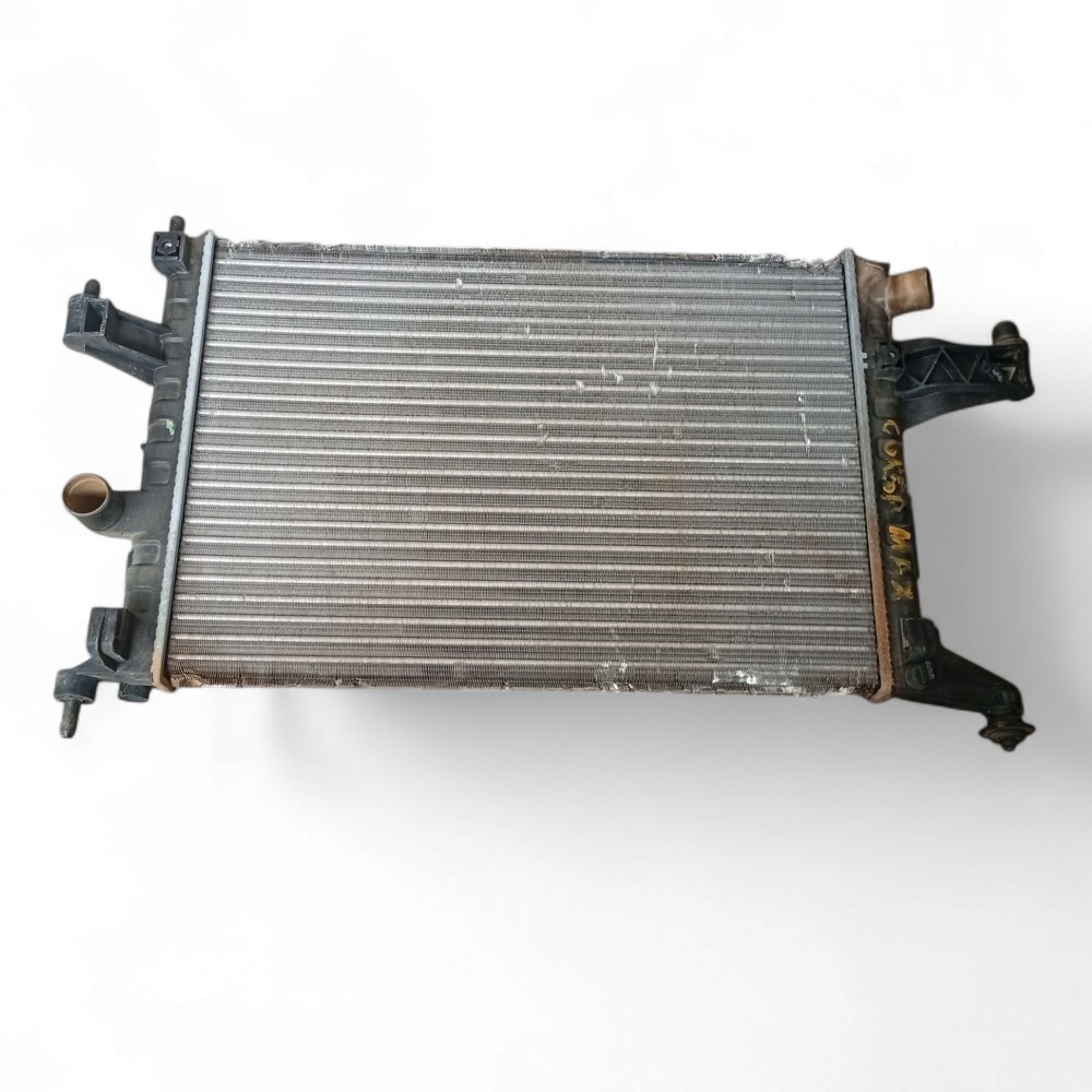 Radiador Gm Chevrolet Corsa Maxx 1.0 1.4 1.8 2002 A 2010 3