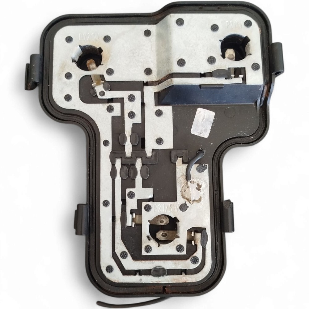 Circuito Lanterna Traseiro Esquerdo Fiat Uno 2004 A 2013