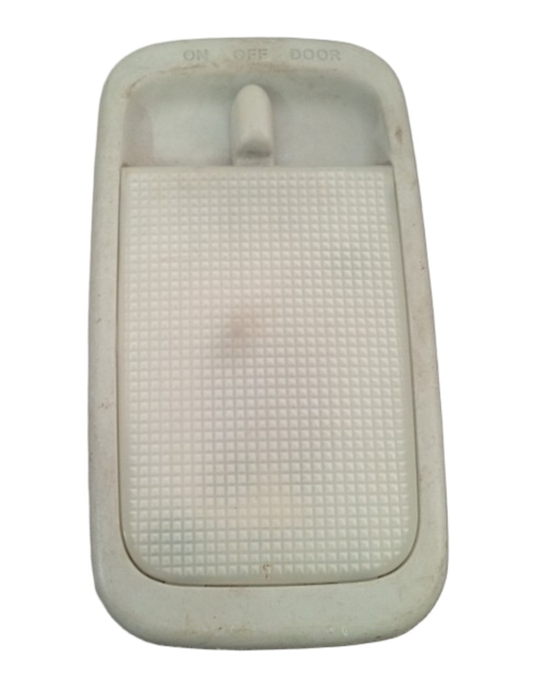 Lanterna Central Luz Teto Hilux 2005 /2011