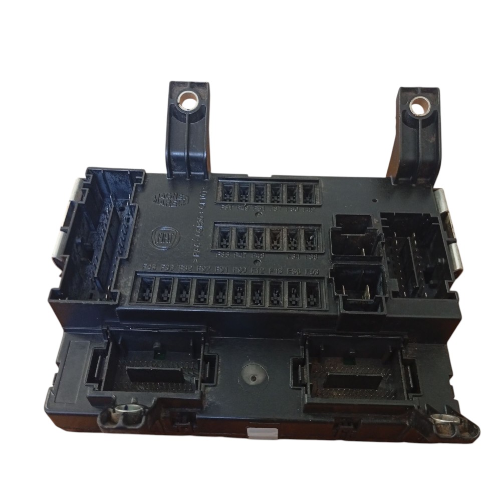 Caixa De Fusível Fiat Palio Attractive 2014 Original