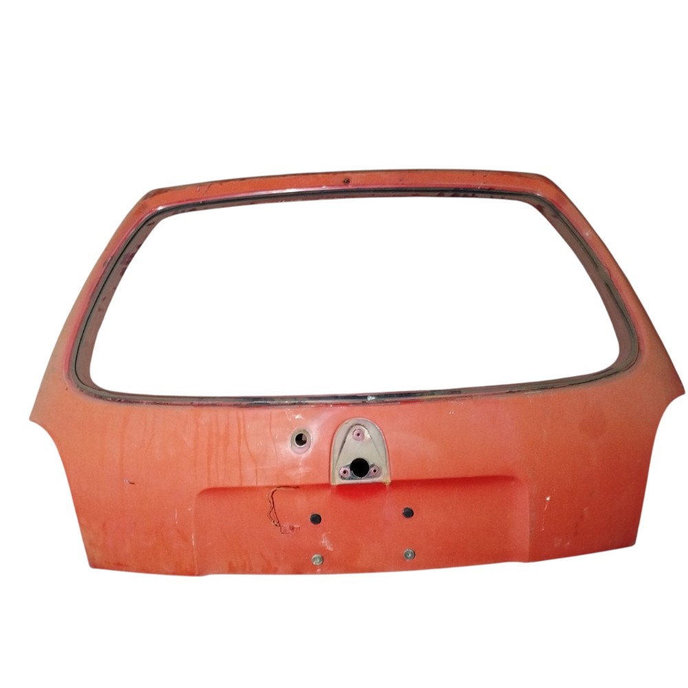 Tampa Traseira Gm Corsa 1995 1996 Original Com Detalhes