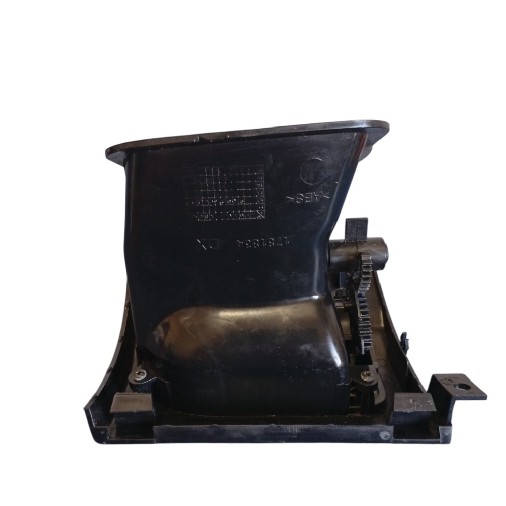 Difusor Ar Direito Fiat Palio Strada 2014 A 2019 S/grade 6