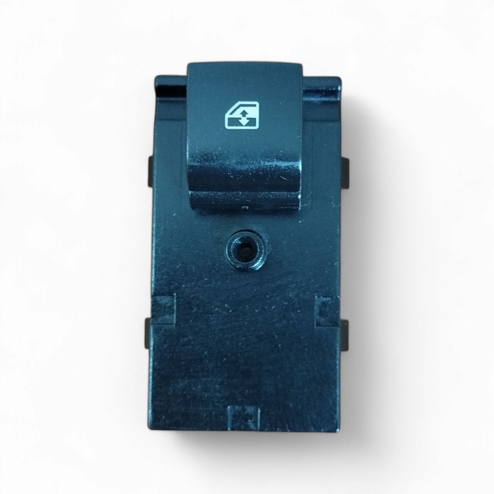 Botão Vidro Elétrico Traseiro Direito Gm Onix 2013 A 2019