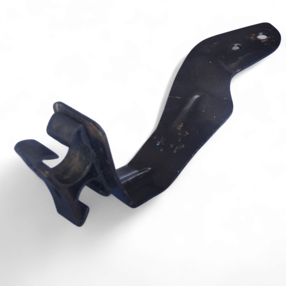 Suporte Tubo Direção Hidrálica Direito Toyota Yaris Original