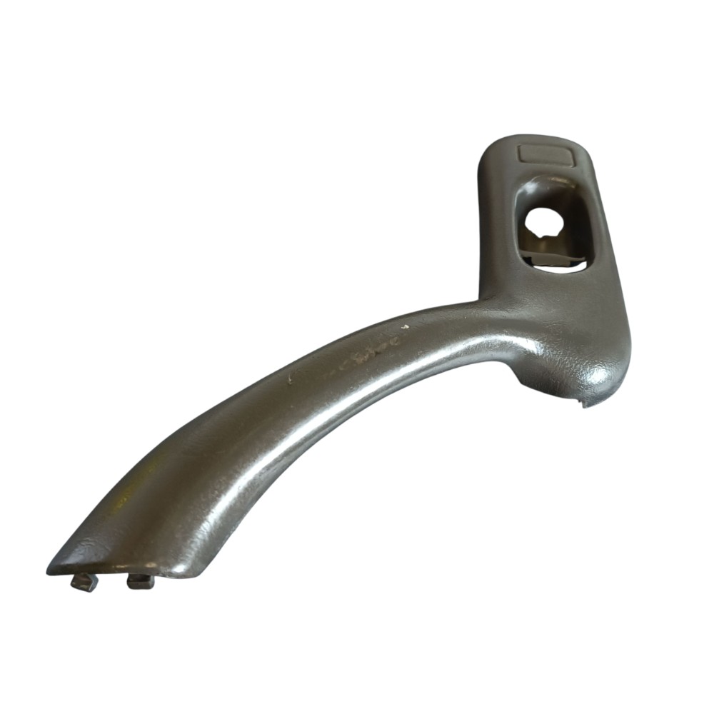 Puxador dianteiro direito Vw gol bola 2000 a 2005 c/detalhe