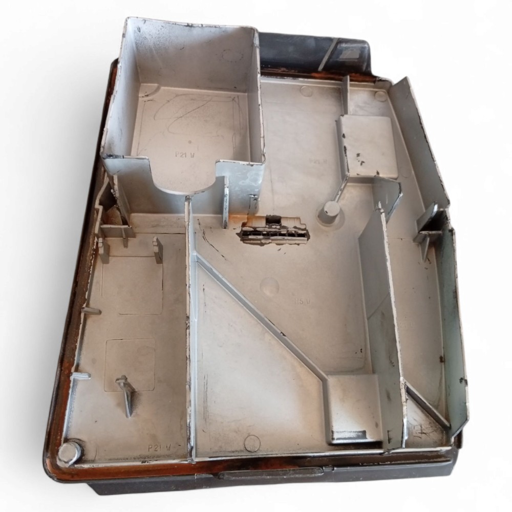 Carcaça Lanterna Traseira Direita Fiat Uno 1984 A 2003