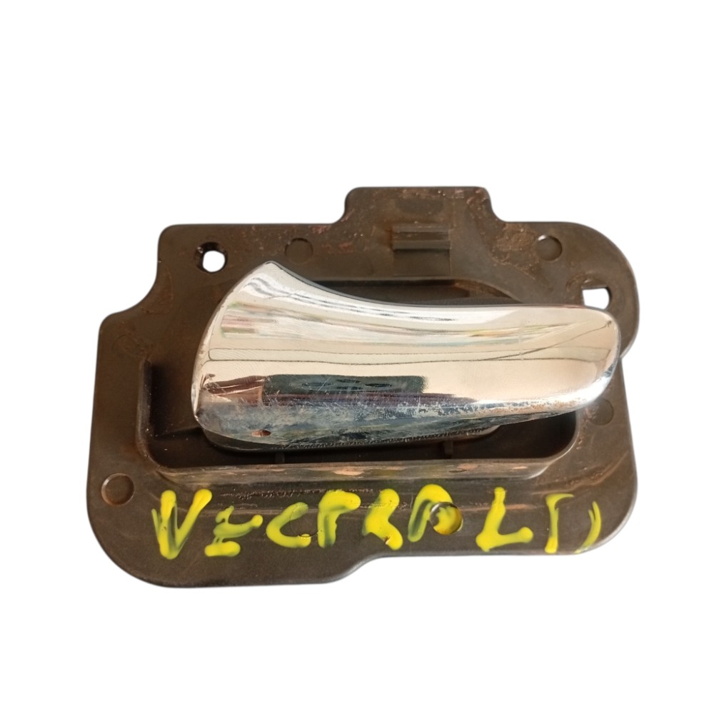 Maçaneta Interna Traseira Esquerda Gm Vectra 1997 A 2005 Traseira