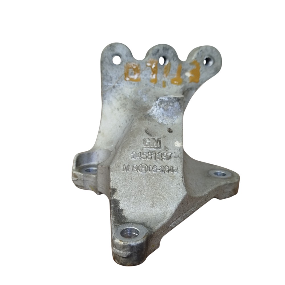Suporte coxim motor direito Gm Onix Prisma 2013 a 2020