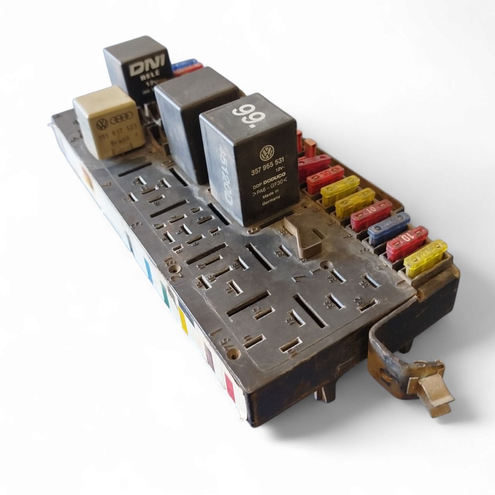 Caixa Fusíveis Rele Vw Gol Santana 1987 A 1997 Original