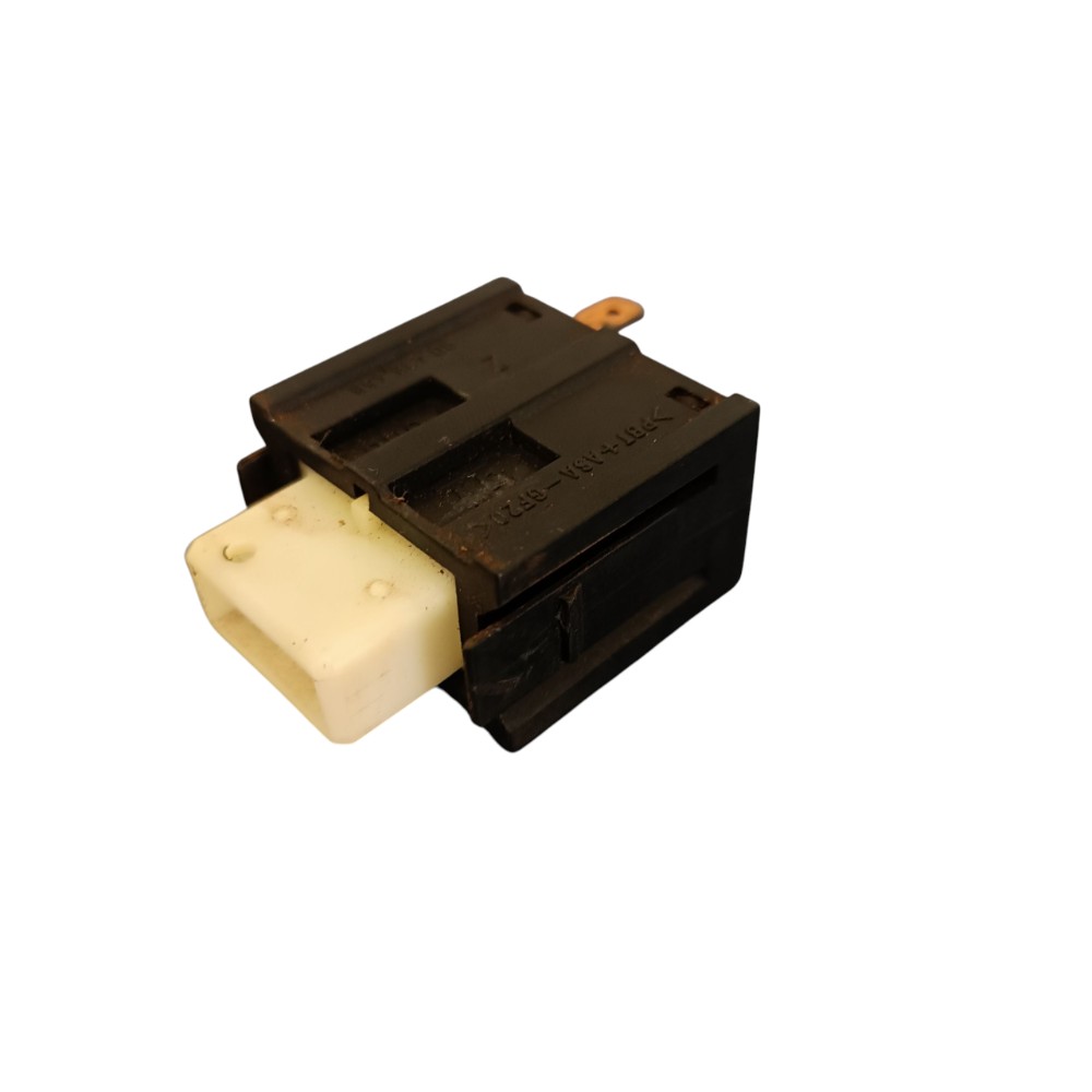 Botão interruptor pisca alerta Vectra 1997 a 2000 3