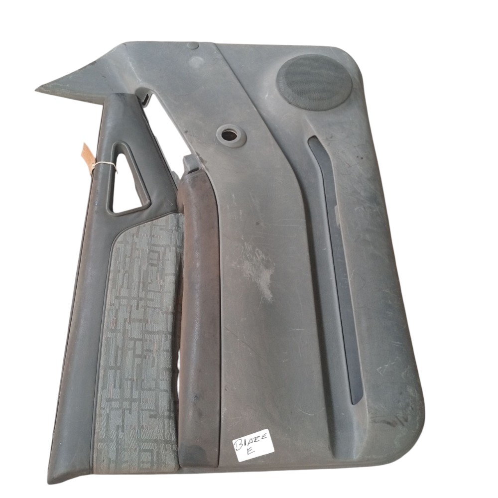 Forro De Porta Blazer Lado Esquerdo 2001 A 2011 Original  Preta