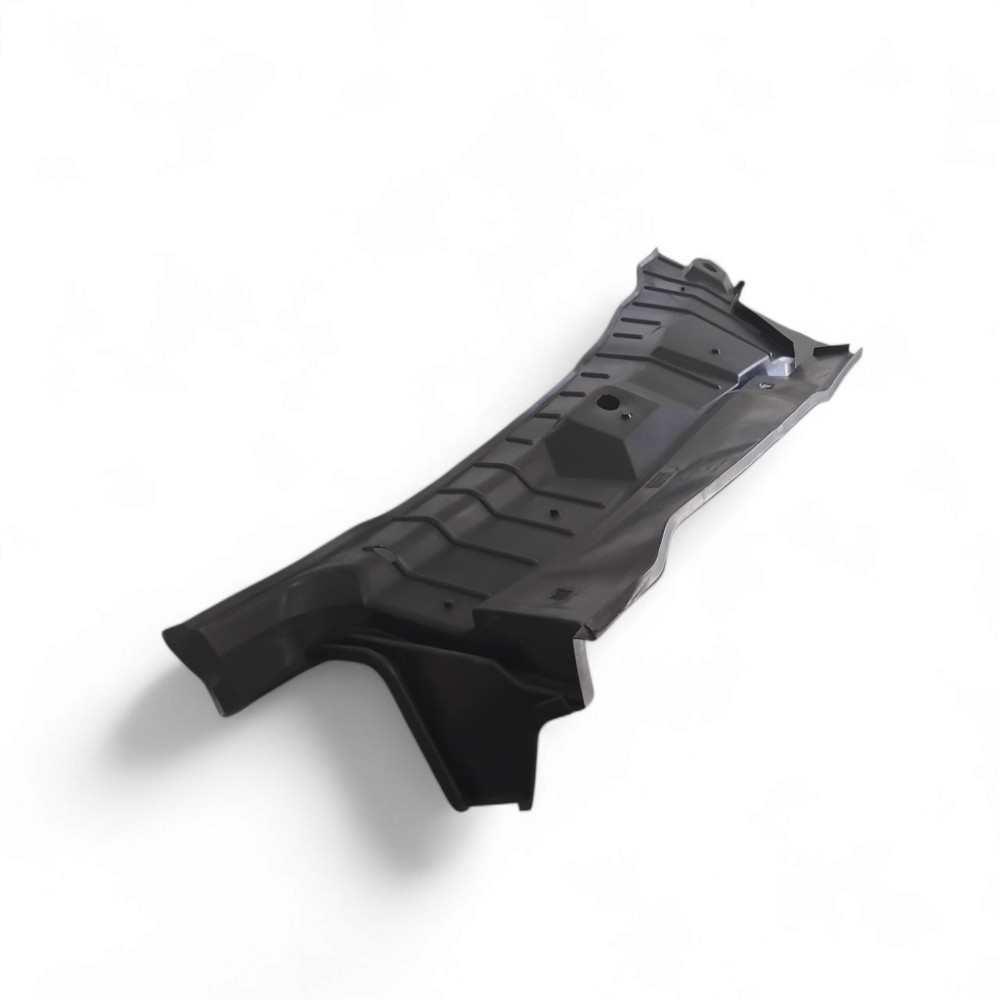 Defletor dagua inferior parabrisa gm classic corsa 6