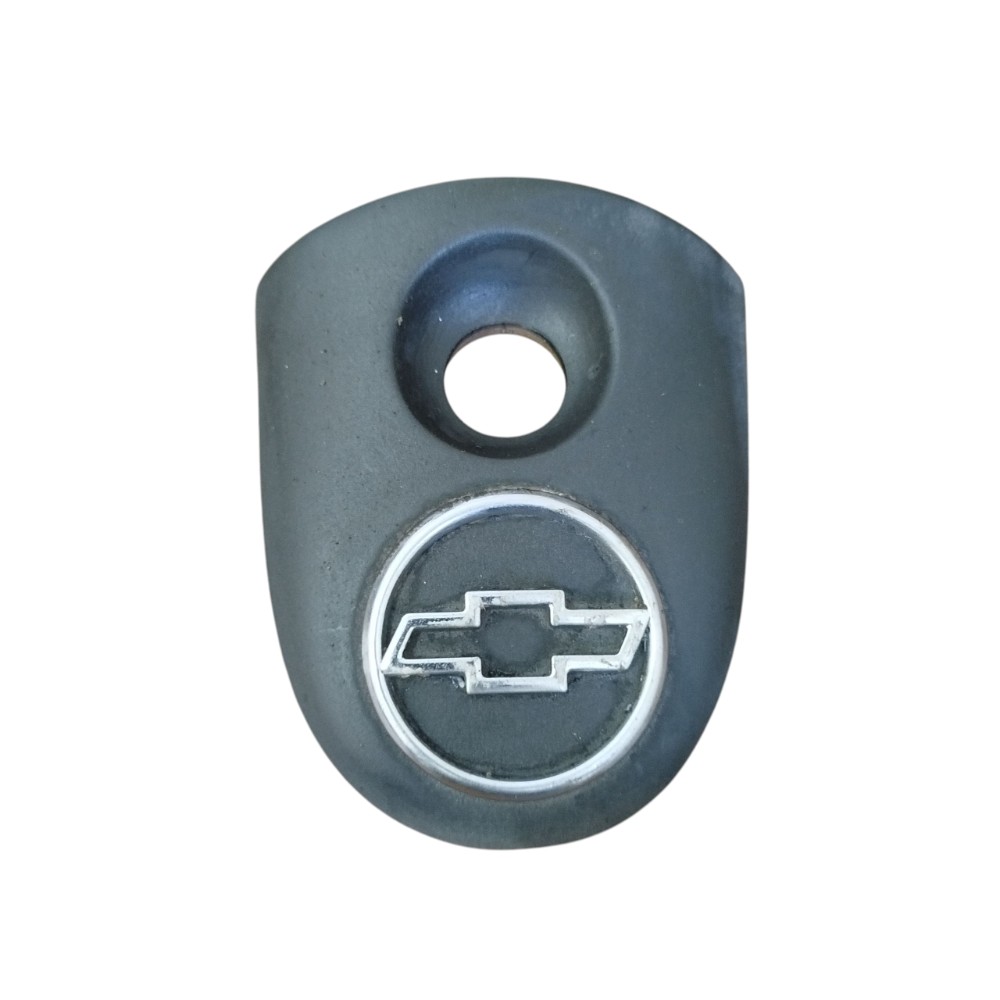 Moldura Externa Fechadura Porta Malas Gm Corsa 1994 A 2002