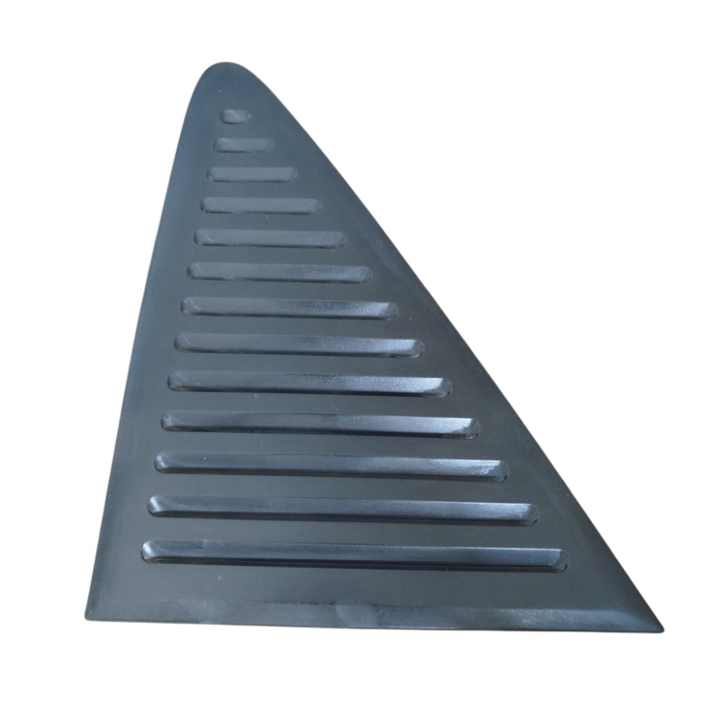 Moldura Lateral Externo Traseiro Direito Gm Kadett 1989/1996