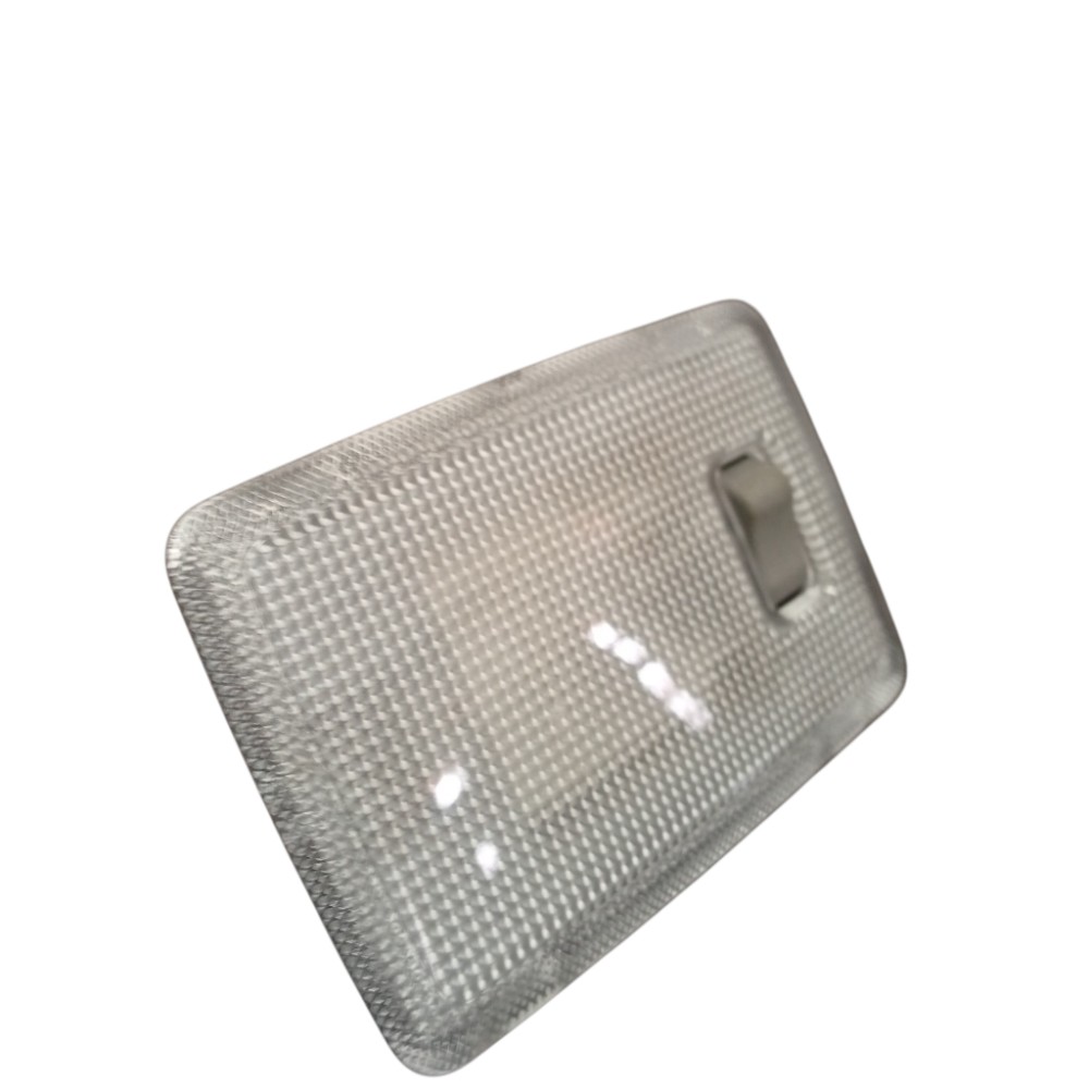Luz cortesia traseira Toyota yaris 2020 a 2023 original 4