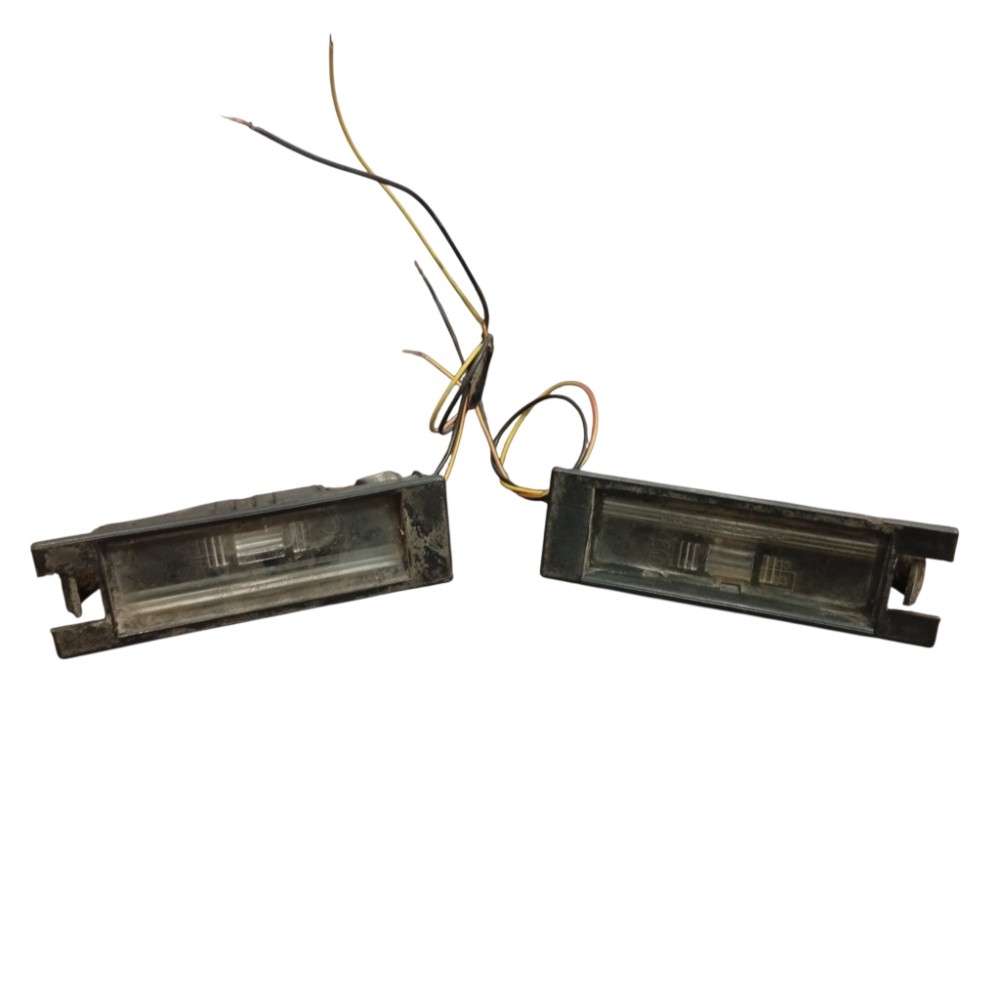 Par luz placa fiat palio siena toro 2008 a 2017 original