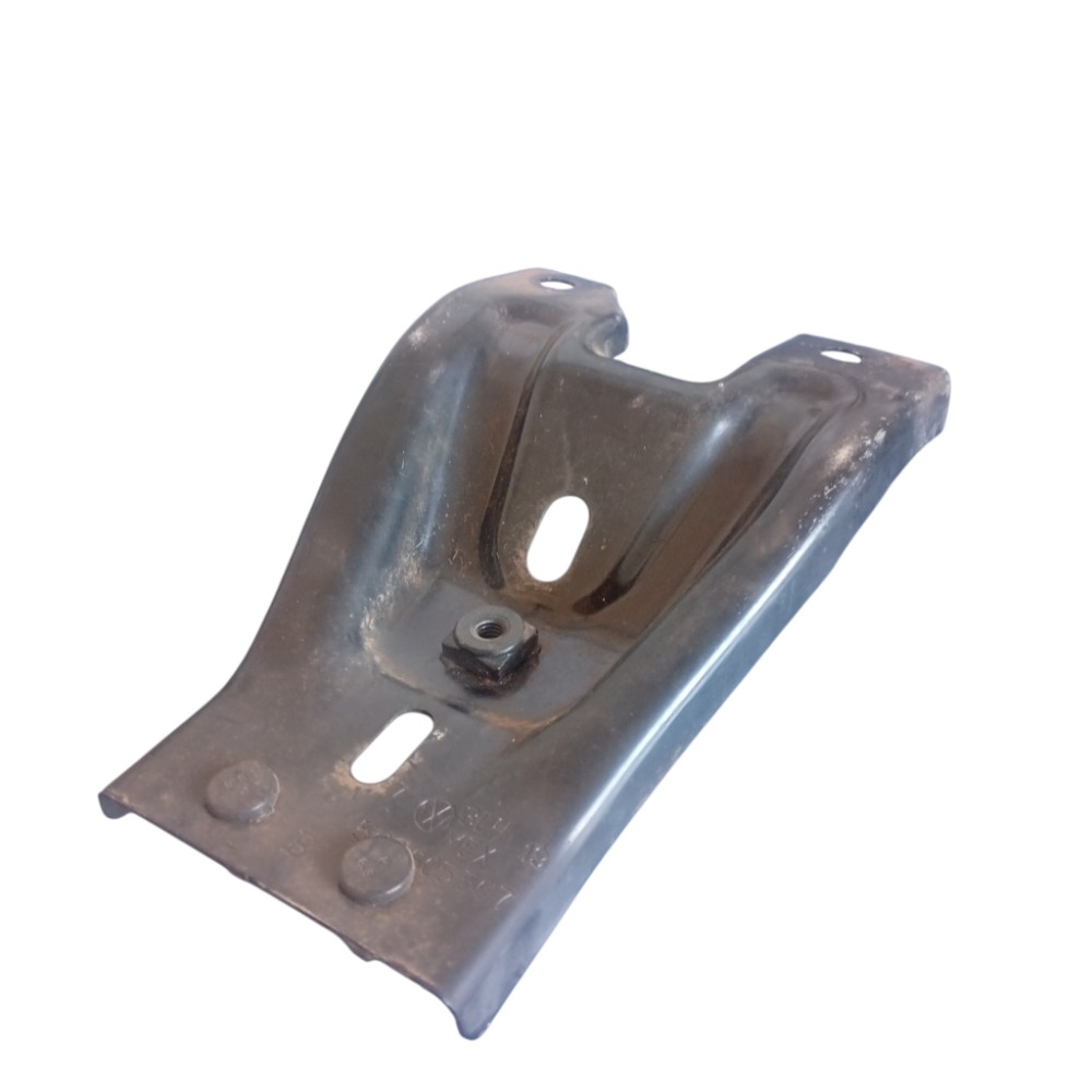 Suporte Fechadura Capô 2.0 Tsi Frontal Vw Jetta 2012 A 2016