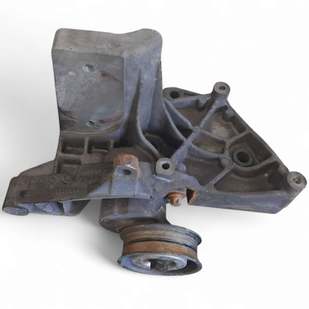Suporte Compressor Bomba Direção Gm Meriva Corsa 2003 A 2012 2