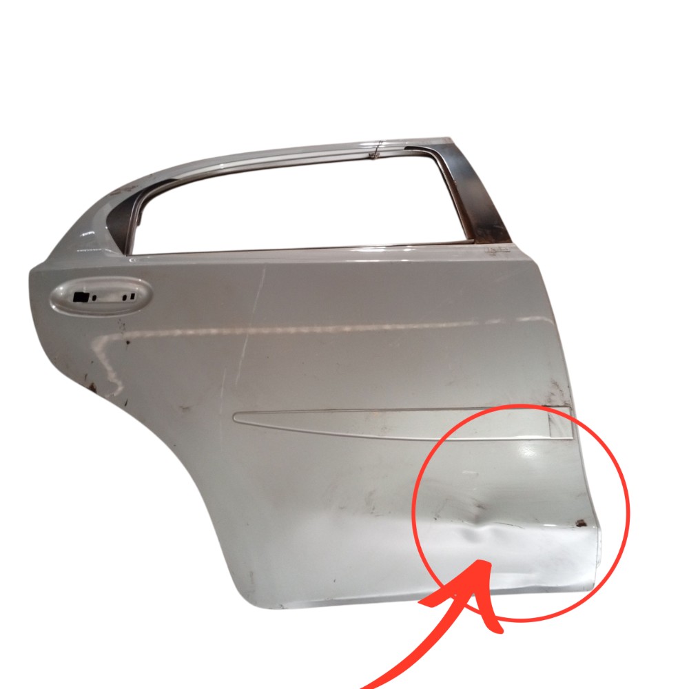 Porta Traseira Direita Deslizante Toyota Etios 15 C/detalhe Traseira Direita