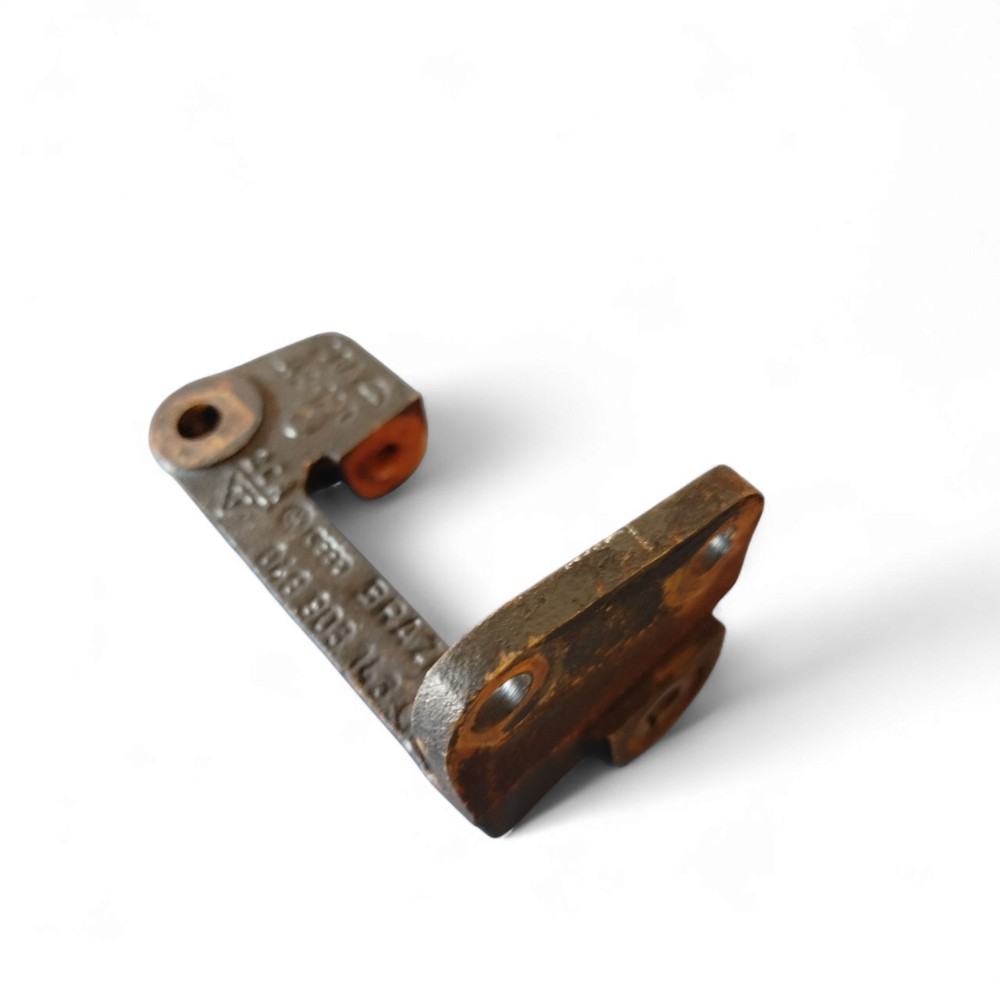 Suporte Alternador Vw Voyage Saveiro Gol 2001 A 2005 4