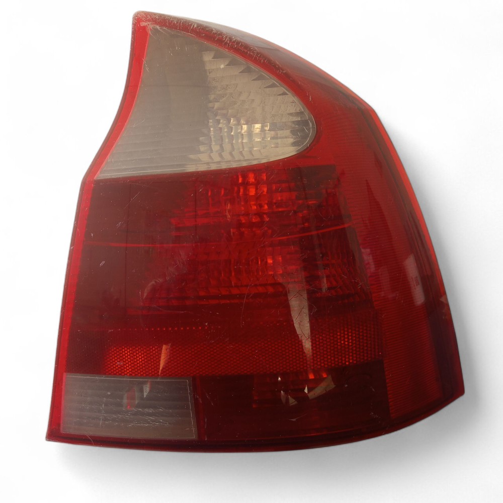 Lanterna Lado Direito Corsa Sedan 2002 A 2007 C/ Detalhe