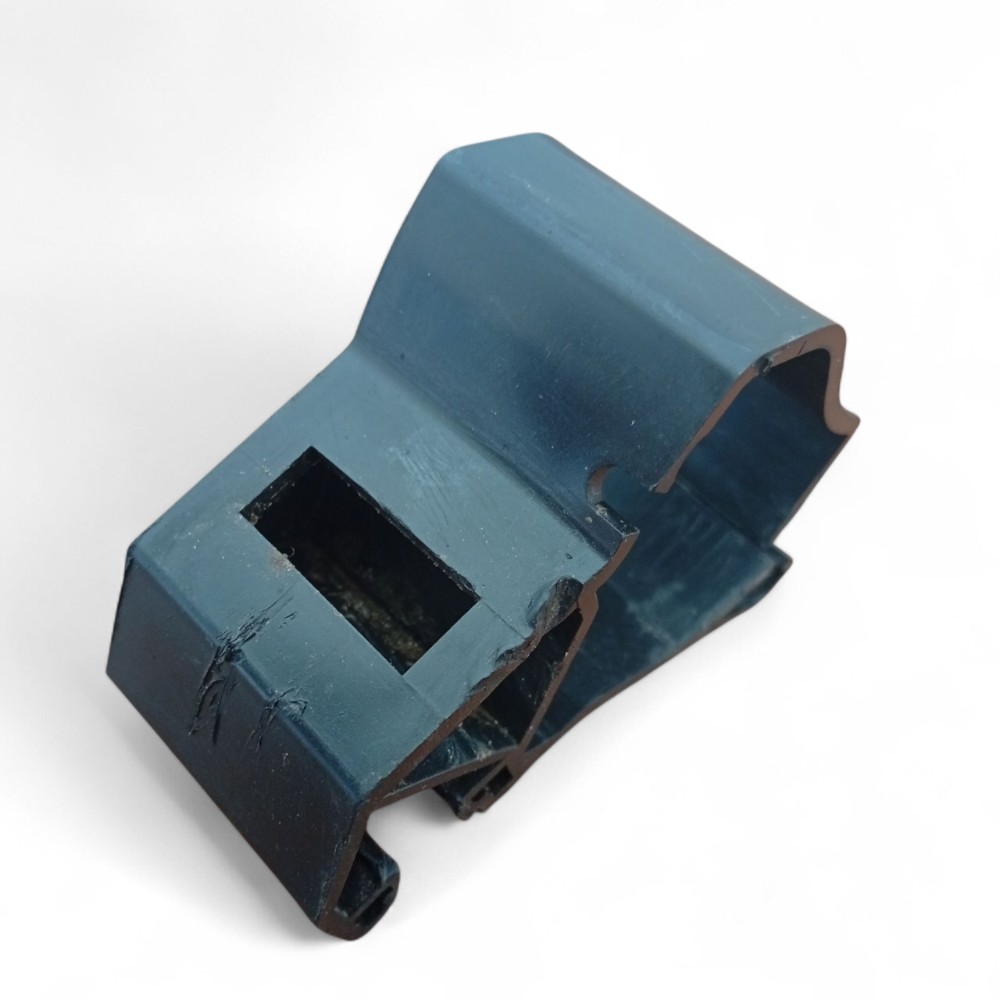 Suporte Presilha Soleira Interna Gm Meriva 2002 A 2012