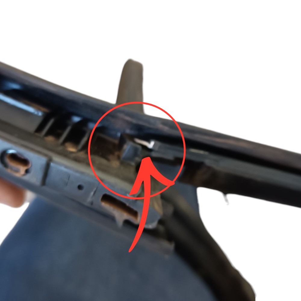 Pestana canaleta l.e trasei. Fiat argo trekking C/detalhe