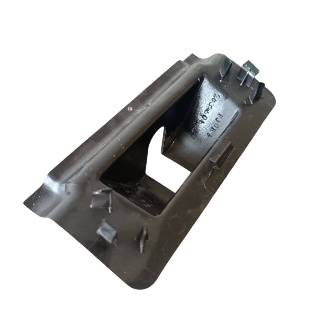 Acamento moldura banco traseiro Ford fusion 2009 c/detalhe