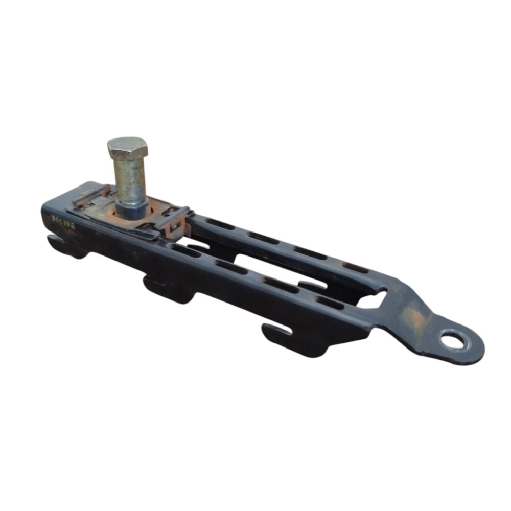 Suporte Regulagem Cinto Tras Esquerdo Vw Golf 2000 Original Preta
