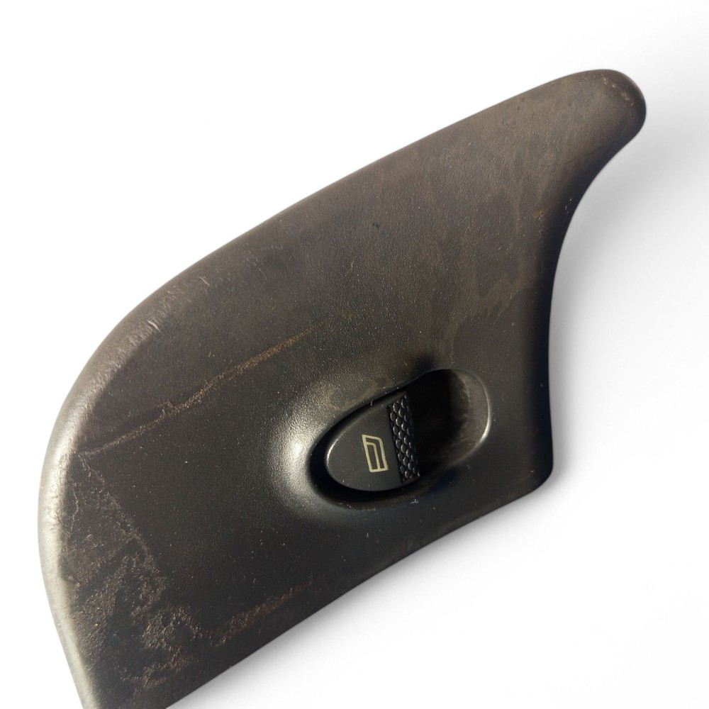 Interruptor Vidro Dianteiro Direito Fiat Brava 2000 E 2001