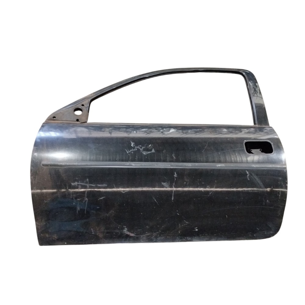 Porta Dianteira Esquerda Gm Corsa 1996 A 1999 Com Detalhes Dianteira Esquerda Preta