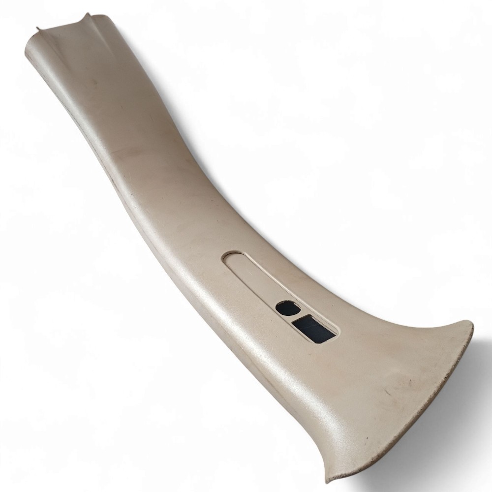 Moldura Coluna Central Cinto Lado Direito Peugeot 207 2010