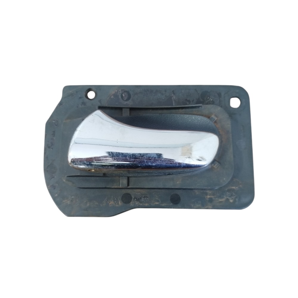 Macaneta Interna Dianteira Esquerda Gm Vectra 1997 A 2005 Cromada Dianteira