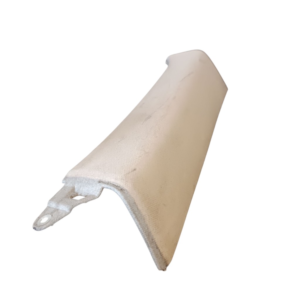 Moldura Coluna Traseira Direita Fiat Stilo 2007 A 2011