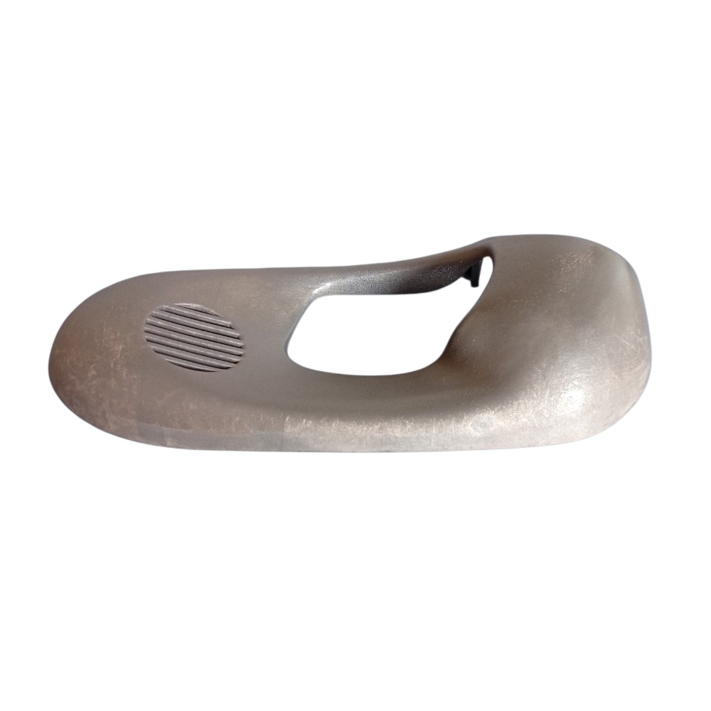 Moldura Maçaneta Interna Dianteira Esquerda Corsa 1995/2000 Dianteira