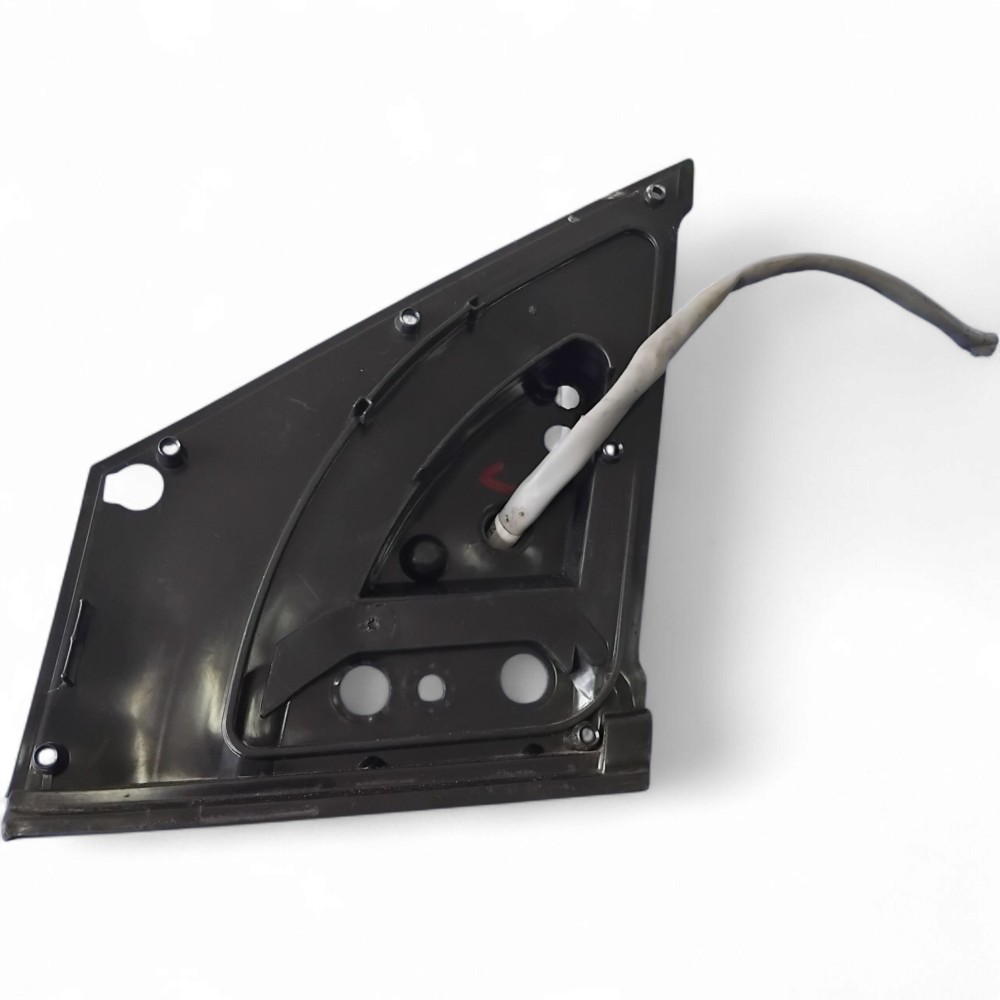 Acabamento Retrovisor Esquedo Toyota Yaris 2019 A 2024