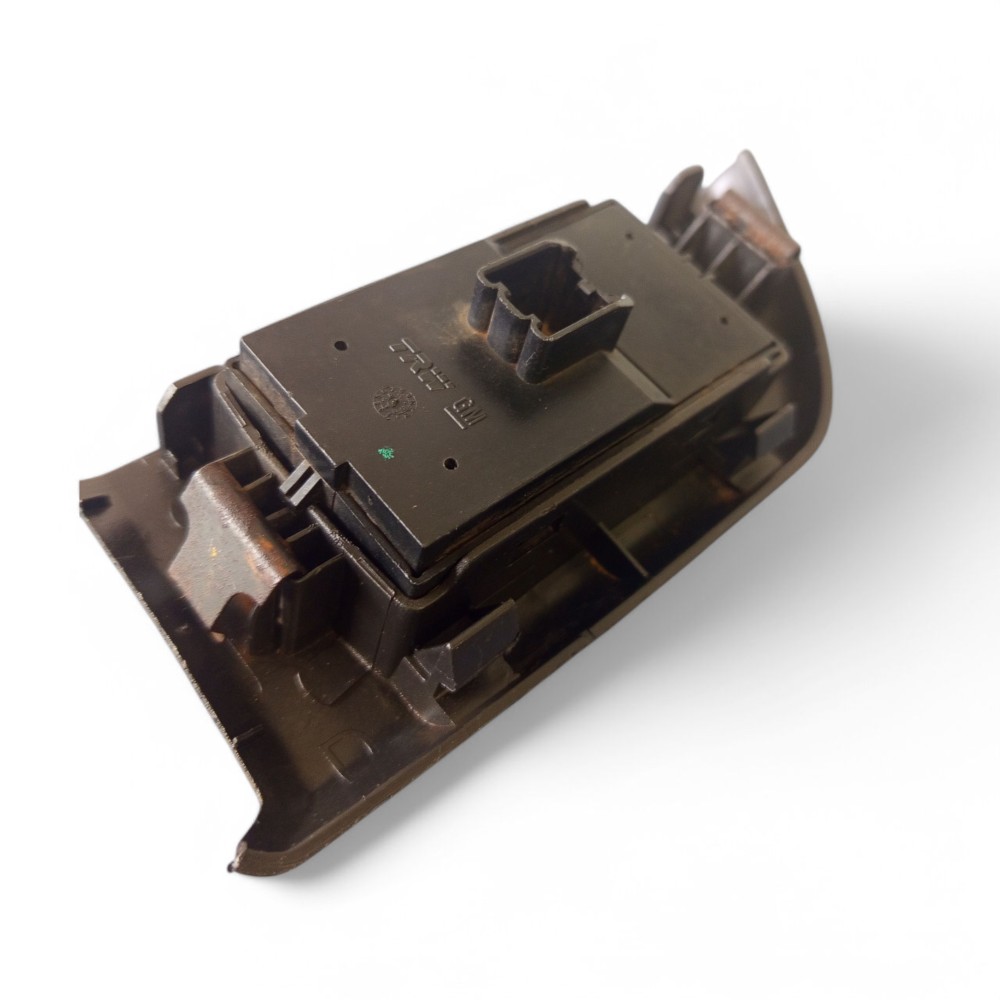 Botão Vidro Elétrico Dianteiro Direito Comando Onix 2013