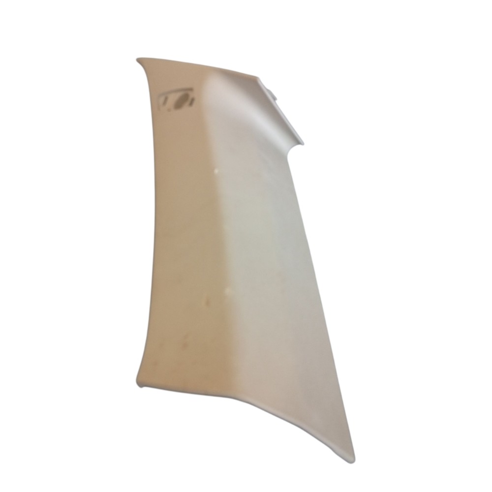 Moldura Coluna Traseira Direita Ford Focus 2009 A 2013