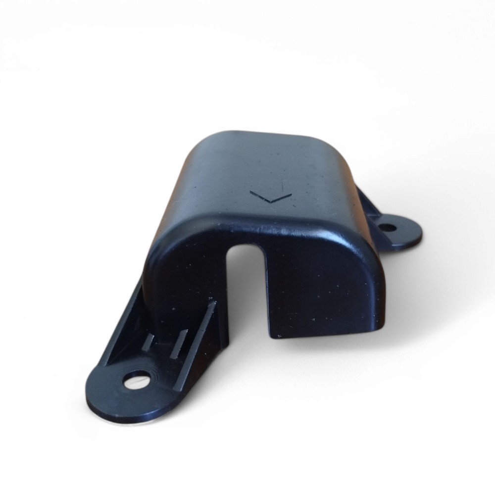 Tampa Acabamento Chicote Abs Traseiro Moldura Onix 2012