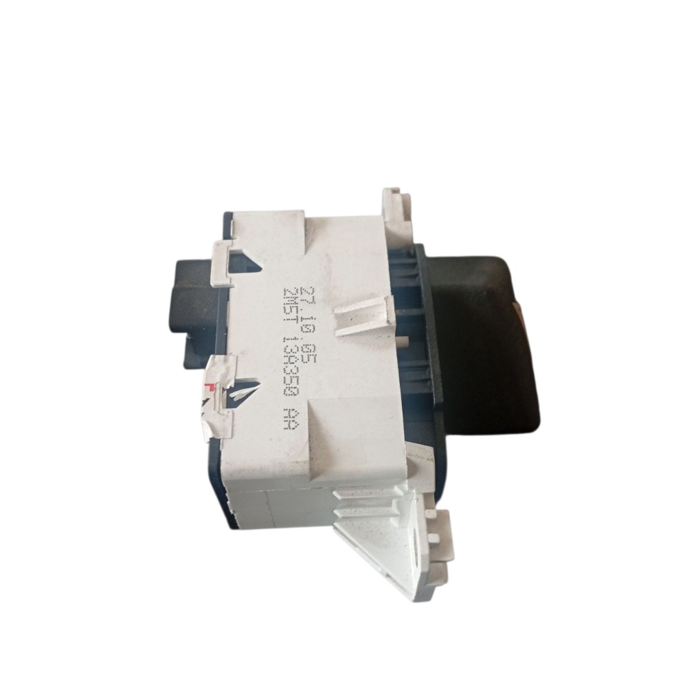 Botão Do Pisca Alerta Ford Focus 2005 A 2006 Original 5